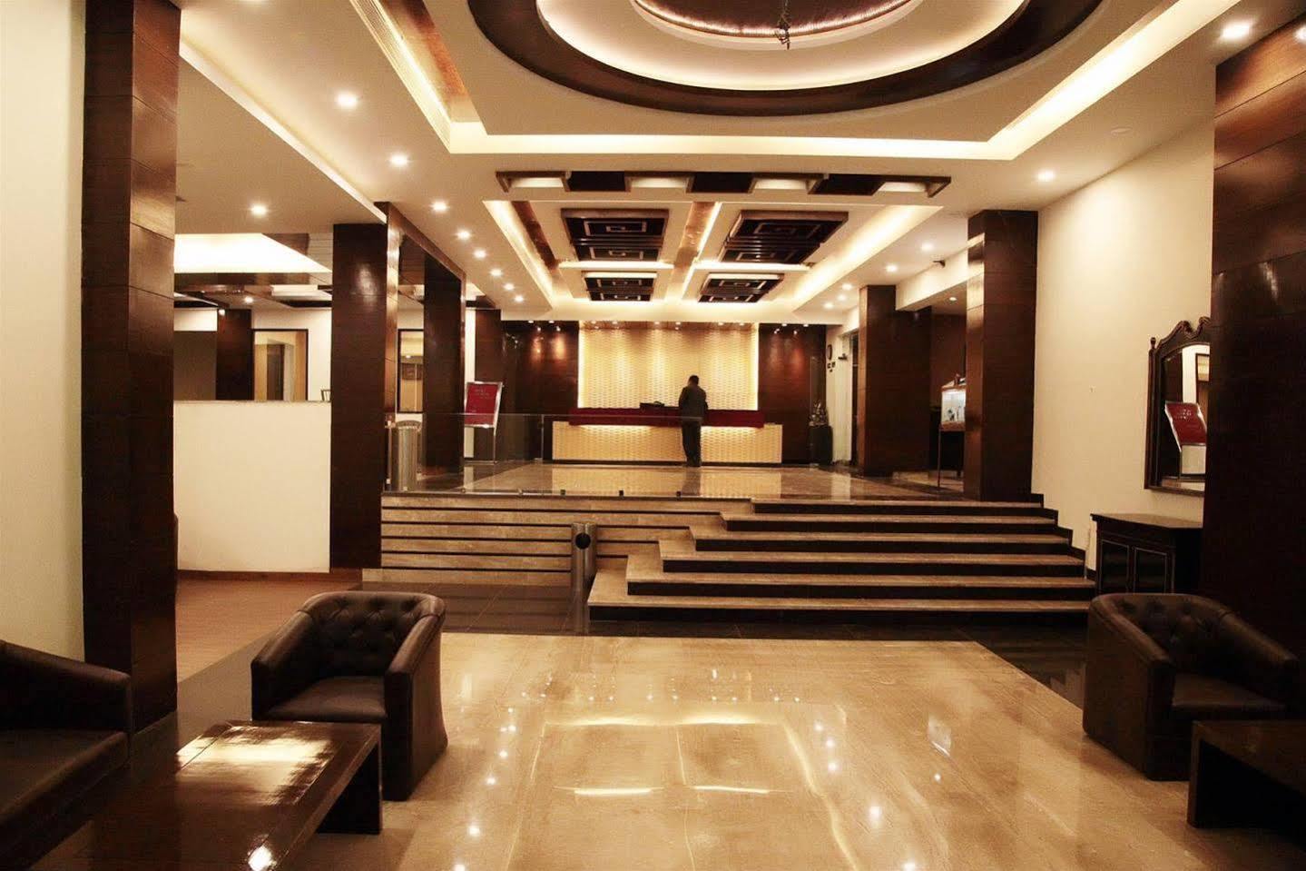 Hotel Classic Residency Kālka Exterior foto
